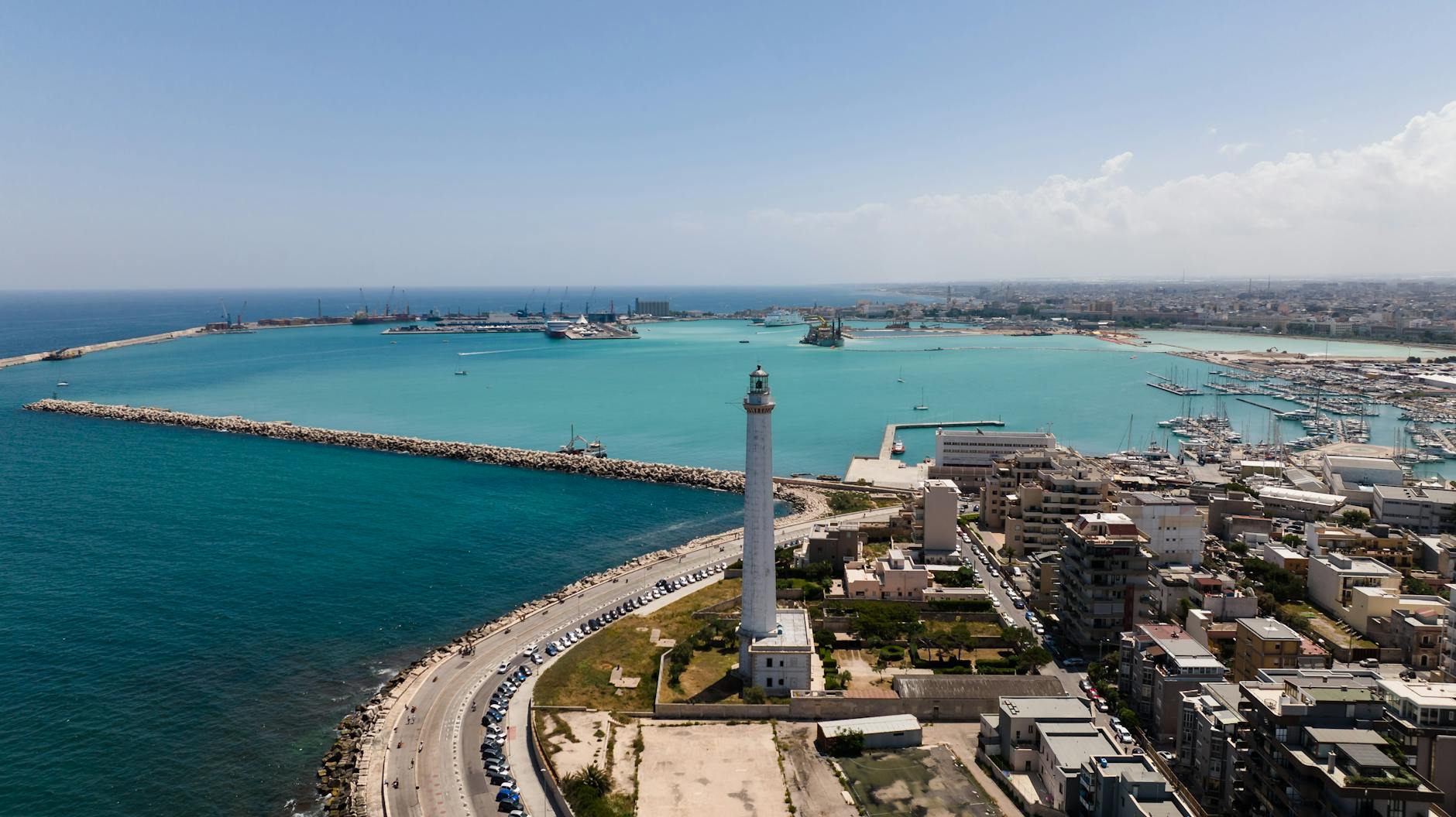 Festa di San Nicola a Bari, bus potenziati e navette l’8 maggio