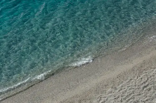 Puglia, “Mare democratico” per attrezzare le spiagge libere