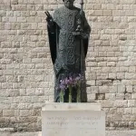 Centro storico di Bari: itinerario a piedi tra Bari Vecchia, mare e vita quotidiana